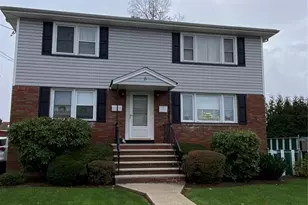 6 Jan Ct, Elmwood Park, NJ 07407 - Photo 1