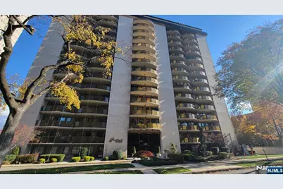 150 Overlook 12E #12E, Hackensack, NJ 07601 - Photo 1
