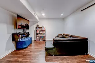 2 Meyer Ct 1602, West Orange Township, NJ 07052 - Photo 20