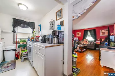 16 7th Street, Clifton, NJ 07011 - Photo 12