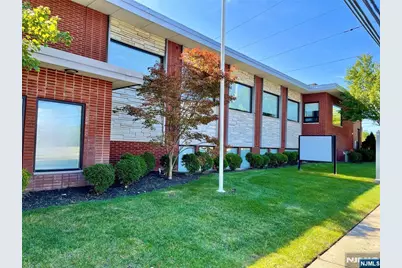 18-00 Fair Lawn Avenue, Fair Lawn, NJ 07410 - Photo 4
