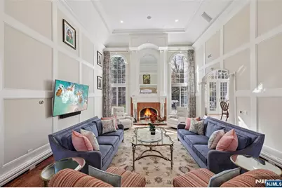 14 Henion Garden, Mahwah, NJ 07430 - Photo 6