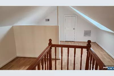 50 Columbia Avenue 2nd Floor #2nd Floor, Palisades Park, NJ 07650 - Photo 8