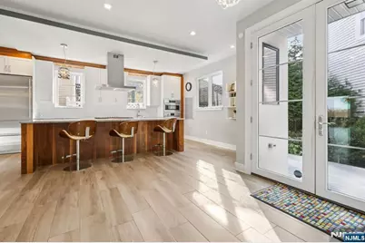 26 Hudson Terrace, Edgewater, NJ 07020 - Photo 20