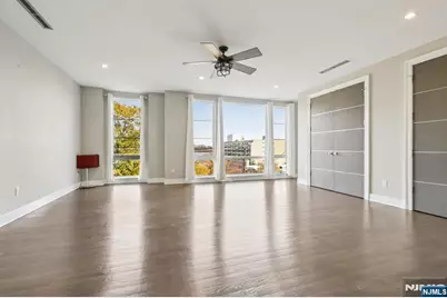 26 Hudson Terrace, Edgewater, NJ 07020 - Photo 24