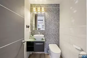 26 Hudson Terrace, Edgewater, NJ 07020 - Photo 8