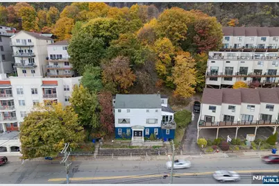 1106-1108 River Road, Edgewater, NJ 07070 - Photo 16