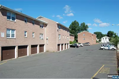 60 Columbia Avenue 16 #16, Dumont, NJ 07628 - Photo 8