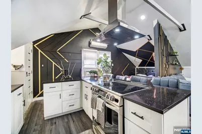 289 Center Street, Orange, NJ 07050 - Photo 16