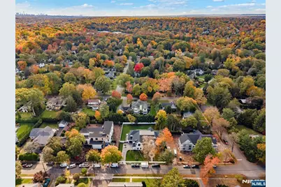 7 Central Avenue, Demarest, NJ 07627 - Photo 2