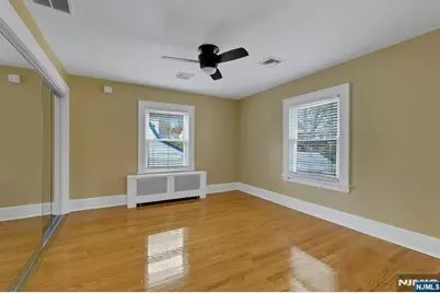137 Johnson Avenue, Teaneck Township, NJ 07666 - Photo 14