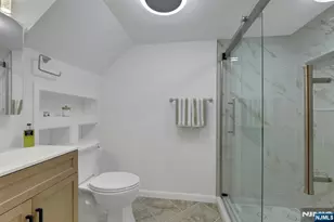 137 Johnson Ave, Teaneck Township, NJ 07666 - Photo 26