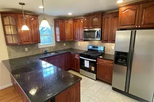 292 Hemlock Terrace 2, Teaneck Township, NJ 07666 - Photo 12