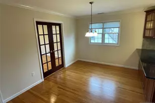 292 Hemlock Terrace 2, Teaneck Township, NJ 07666 - Photo 14