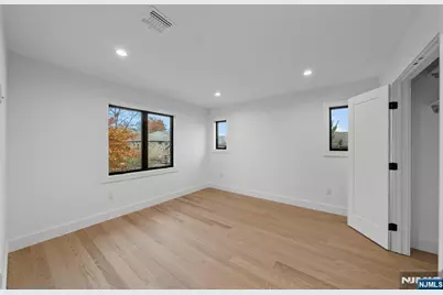 256 7th Street C #C, Palisades Park, NJ 07650 - Photo 30