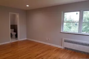 229 Mohegan Way, Fort Lee, NJ 07024 - Photo 6