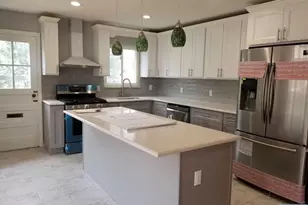 229 Mohegan Way, Fort Lee, NJ 07024 - Photo 4