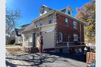 129 Orient Way 2 #2, Lyndhurst Township, NJ 07071 - Photo 2