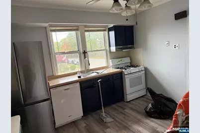 129 Orient Way 2 #2, Lyndhurst Township, NJ 07071 - Photo 6