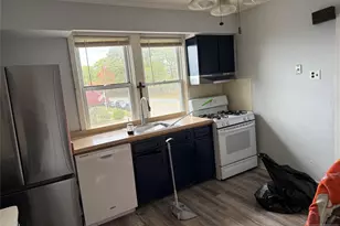 129 Orient Way 2, Lyndhurst Township, NJ 07071 - Photo 6