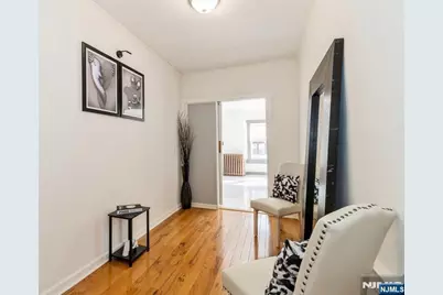 41-43 Poe Avenue 1 #1, Newark, NJ 07106 - Photo 18
