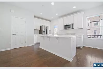 32 Truman Drive, Wood Ridge, NJ 07075 - Photo 20