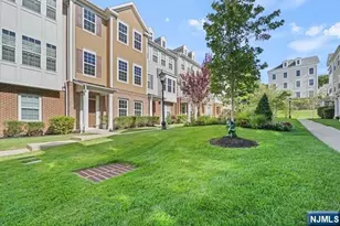 32 Truman Dr, Wood Ridge, NJ 07075 - Photo 2