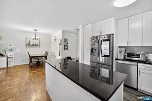 2100 Linwood Ave 17U, Fort Lee, NJ 07024 - Photo 8