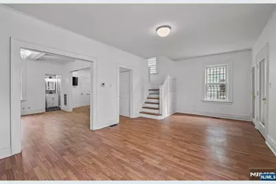 117 Lehigh Avenue, Newark, NJ 07112 - Photo 6