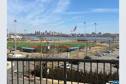 1100 River Road 302 #302, Edgewater, NJ 07020 - Photo 6
