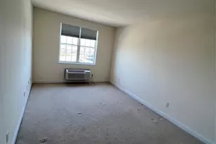 1100 River Road 302, Edgewater, NJ 07020 - Photo 8