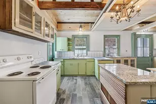 142 Island Rd, Mahwah, NJ 07430 - Photo 16