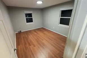 196-198 Tuxedo Pkwy, Newark, NJ 07106 - Photo 4