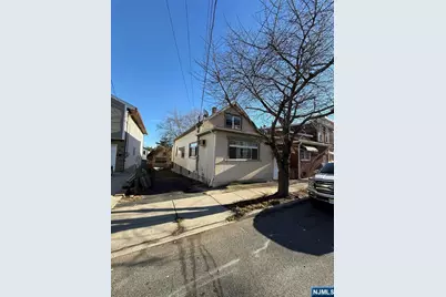 16 Corabelle Avenue, Lodi, NJ 07644 - Photo 2