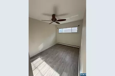 16 Corabelle Avenue, Lodi, NJ 07644 - Photo 14