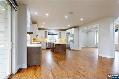 19 Meadowbrook Road, Upper Saddle River, NJ 07458 - Photo 10