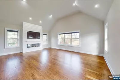 19 Meadowbrook Road, Upper Saddle River, NJ 07458 - Photo 20