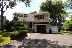 375 Chelsea St, Paramus, NJ 07652 - Photo 1