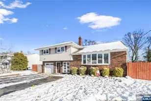 19 Vivian, Emerson, NJ 07630 - Photo 4