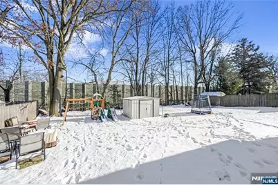 19 Vivian, Emerson, NJ 07630 - Photo 34