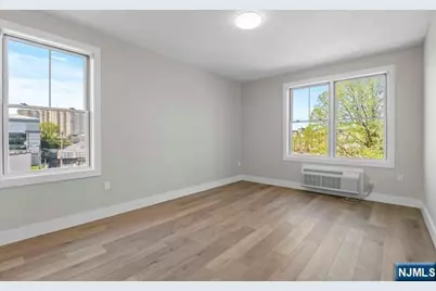 2021 Jones Road 106 #106, Fort Lee, NJ 07024 - Photo 6