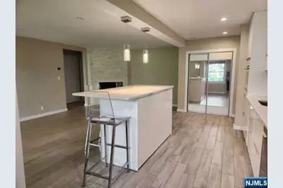 550 North Avenue E #E, Fort Lee, NJ 07024 - Photo 10