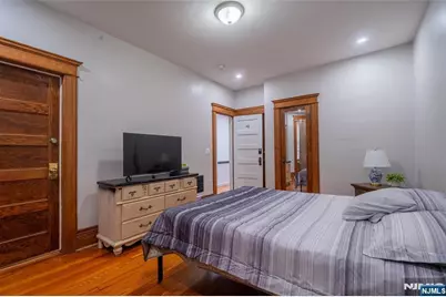 257 Woodlawn Avenue, Jersey City, NJ 07305 - Photo 16