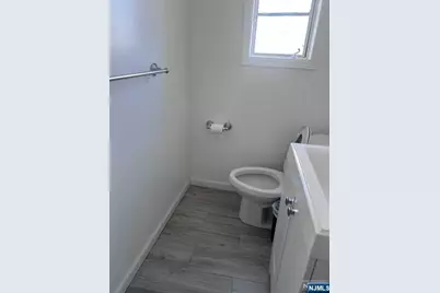 13 Lee Place, Clifton, NJ 07011 - Photo 2