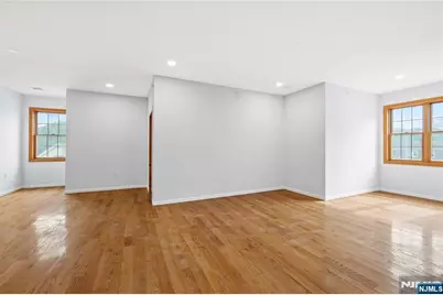 176 Union Avenue 8 #8, Rutherford, NJ 07070 - Photo 2