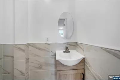 425 Hancock Place, Fairview, NJ 07022 - Photo 26