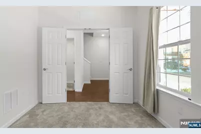 54 Landmark Lane 54 #54, Fair Lawn, NJ 07410 - Photo 10