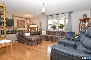 279 West Pl, Washington Township, NJ 07676 - Photo 10