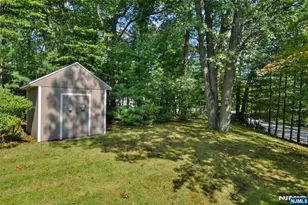 279 West Pl, Washington Township, NJ 07676 - Photo 30