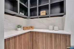 801 Godwin Rd, Paramus, NJ 07652 - Photo 28